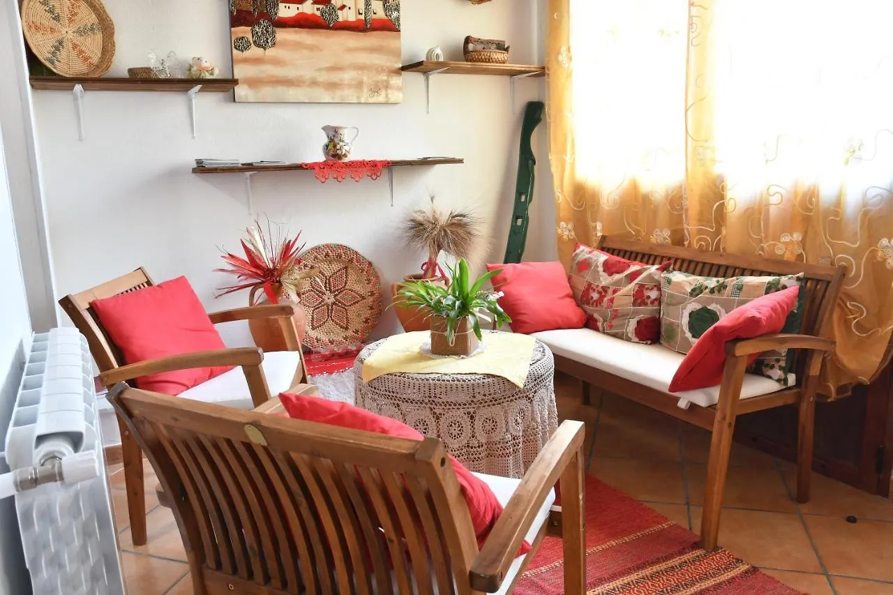 Bed & Breakfast B&B Mitzixeddas Sa Domu De Braxia Màndas