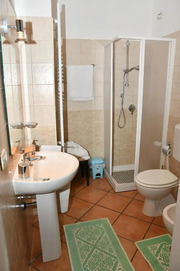 B&B Mitzixeddas Sa Domu De Braxia Màndas Bed & Breakfast
